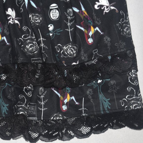 Disney The Nightmare Before Christmas Tiered Skirt Goth Mini Plus Size 2 2X - Picture 2 of 9